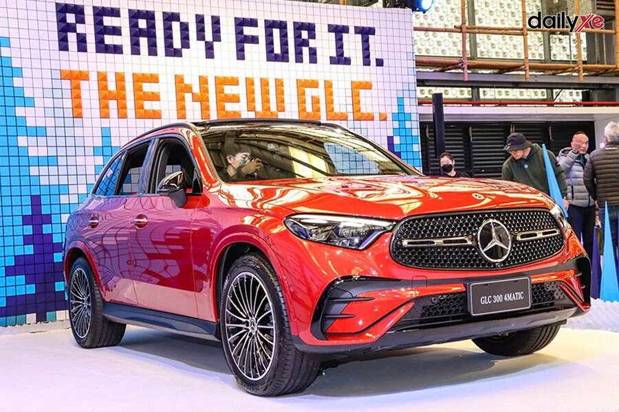 MercedesBenz GLC 300 Coupe 2020 sắp về Việt Nam giá khoảng 3 tỷ đồng